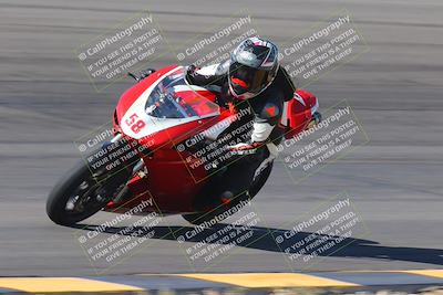 media/Nov-06-2023-Moto Forza (Mon) [[ce023d0744]]/4-Beginner Group/Session 2 (Bowl Tight Speed)/